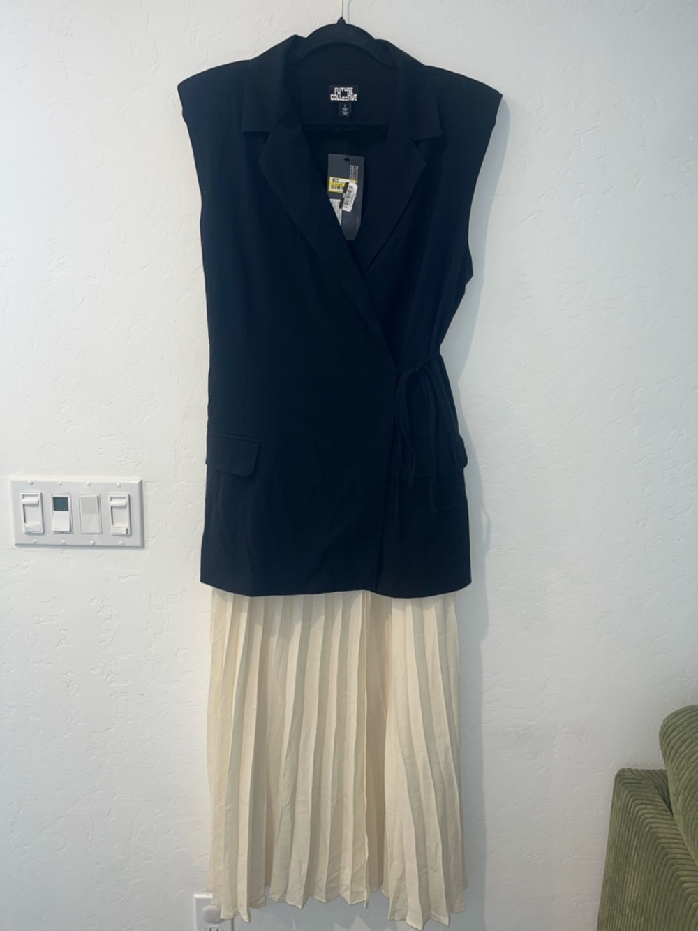 ✨ Future Collective Sleeveless Blazer Dress — NWT ✨